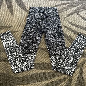 women's white and black pants